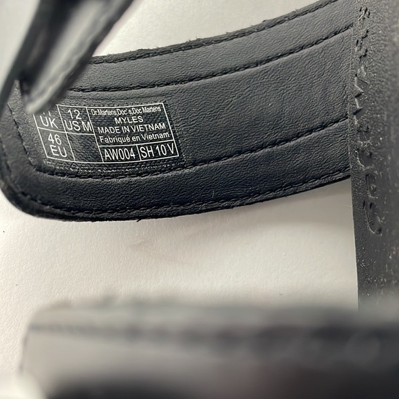 New Men’s Black Dr. Martens Myles Brando Leather Buckle Slide Sandals Size 12 - Picture 12 of 12